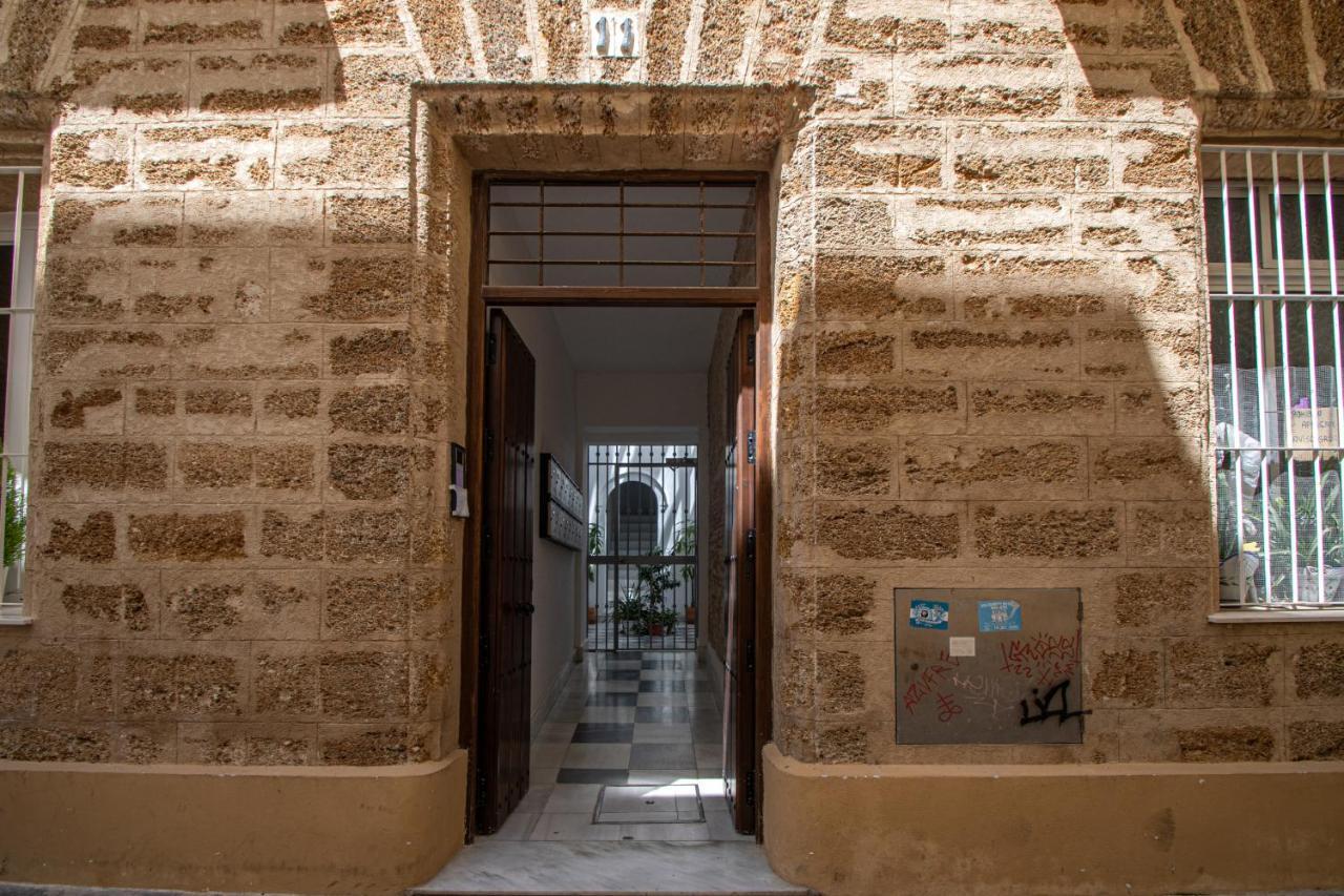 شقة كاديز  في Apartamento Los Claveles - La Caleta المظهر الخارجي الصورة
